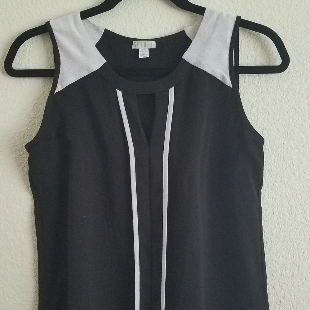 Black sleeveless work top blouse